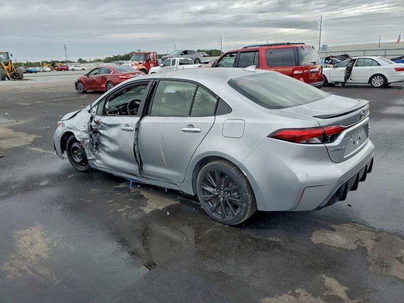 Фото 2 - TOYOTA COROLLA