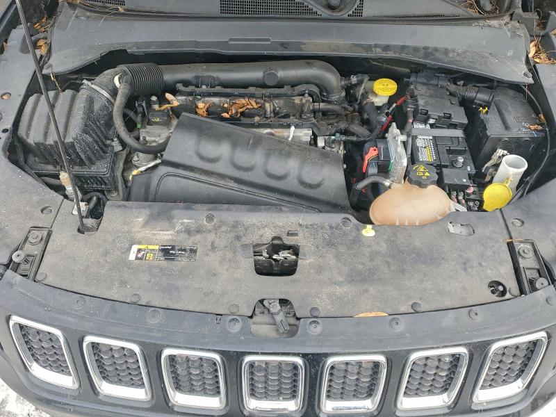 Фото 12 - JEEP COMPASS