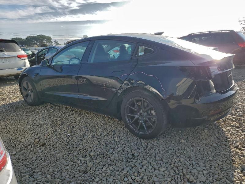 Фото 2 - TESLA MODEL 3