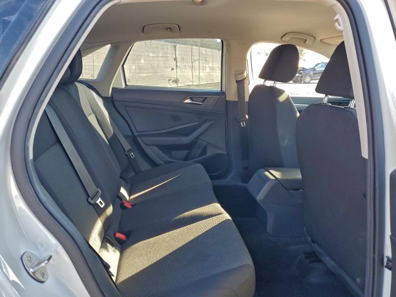 Фото 10 - VOLKSWAGEN JETTA