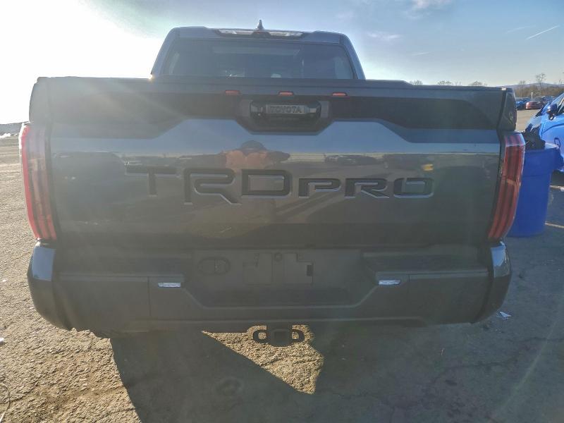 Фото 6 - TOYOTA TUNDRA
