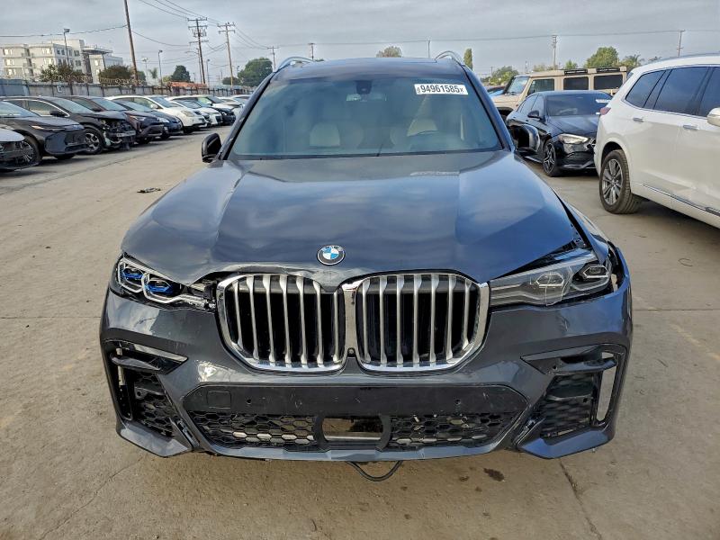 Фото 5 - BMW X7