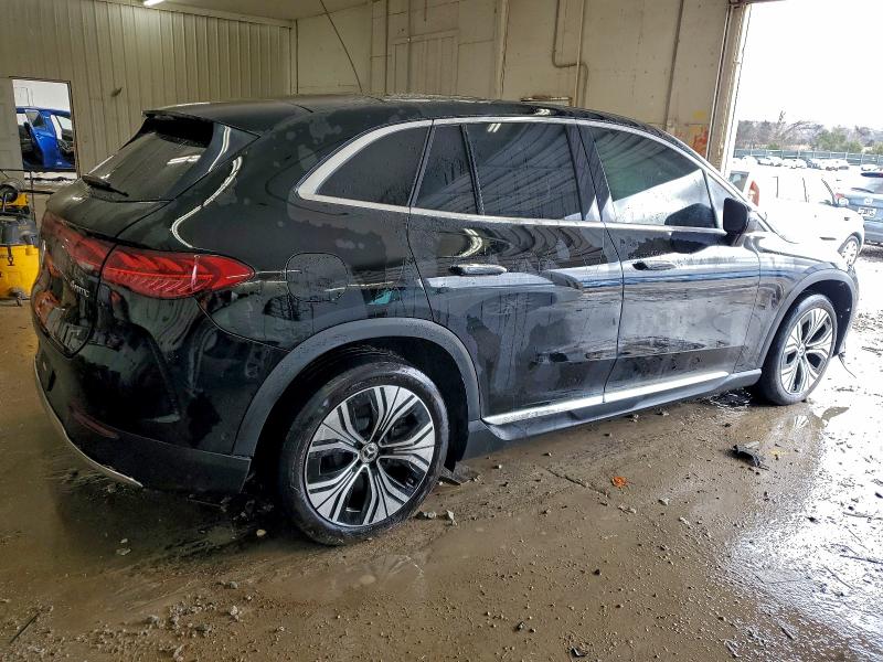 Фото 3 - MERCEDES-BENZ EQE SUV 35