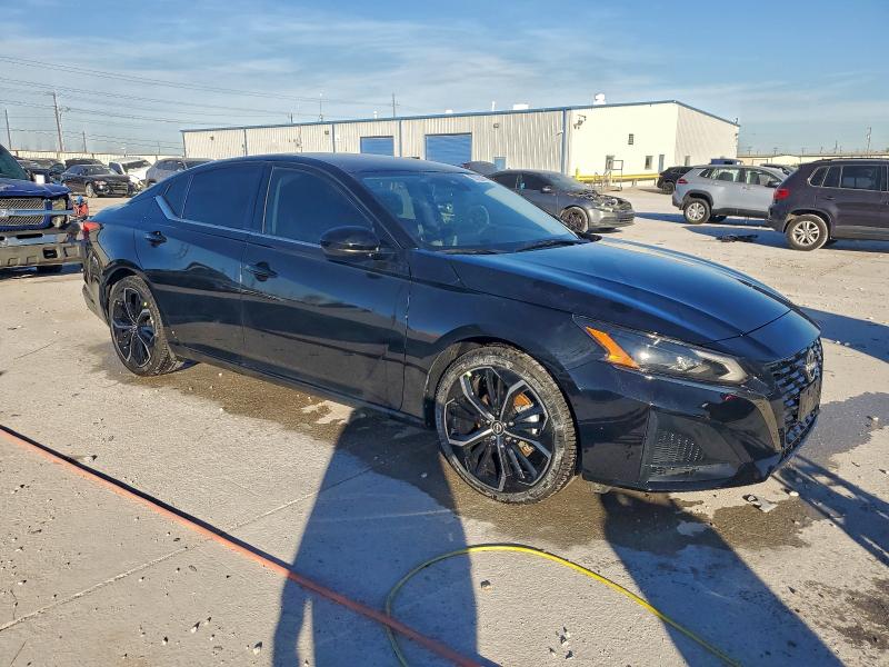 Фото 4 - NISSAN ALTIMA