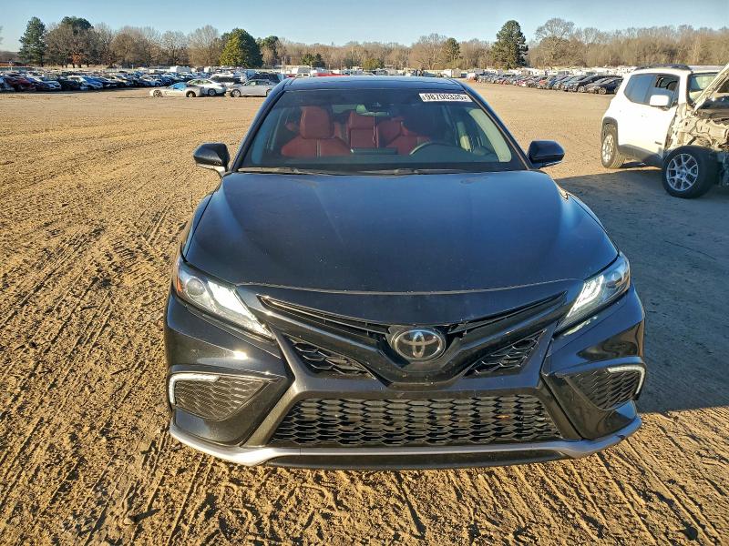 Фото 5 - TOYOTA CAMRY