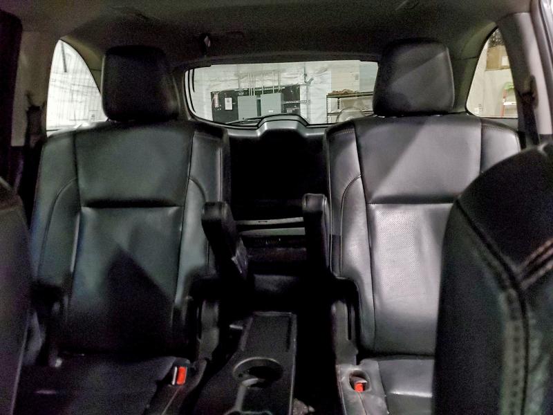 Фото 10 - TOYOTA HIGHLANDER