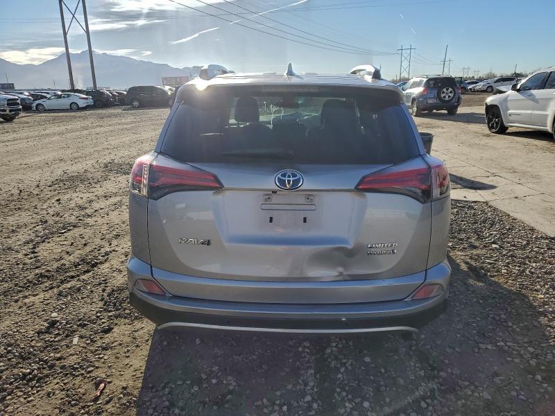 Фото 6 - TOYOTA RAV4