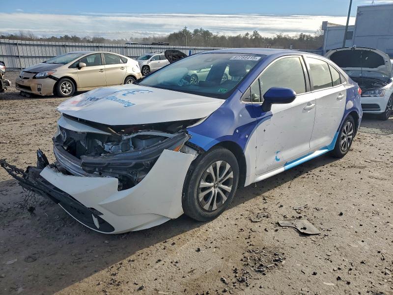 Фото 1 - TOYOTA COROLLA