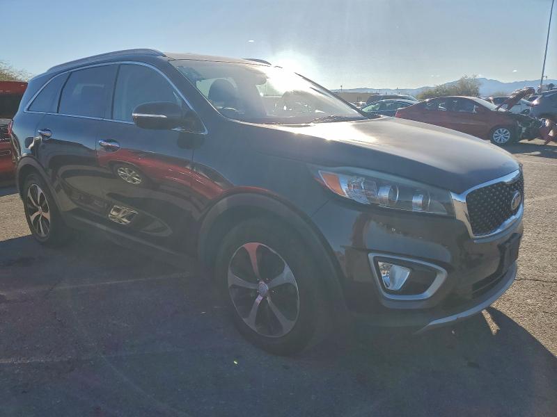 Фото 4 - KIA SORENTO