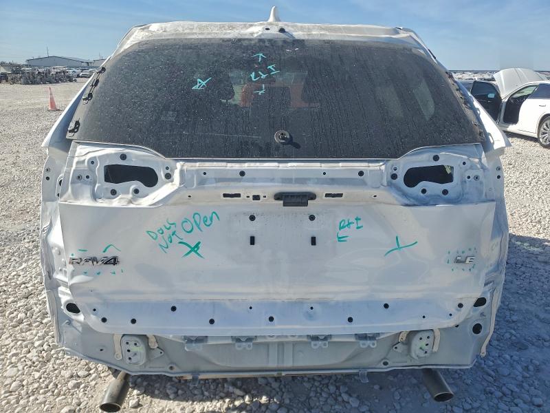 Фото 6 - TOYOTA RAV4