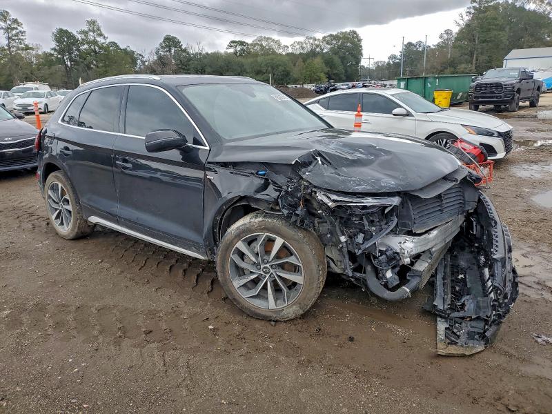 Фото 4 - AUDI Q5