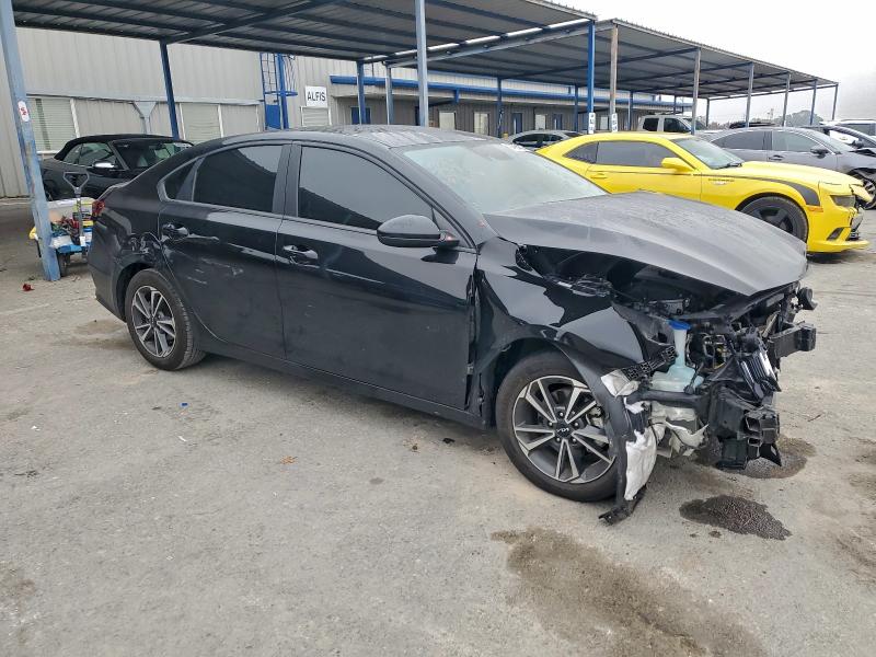 Фото 4 - KIA FORTE