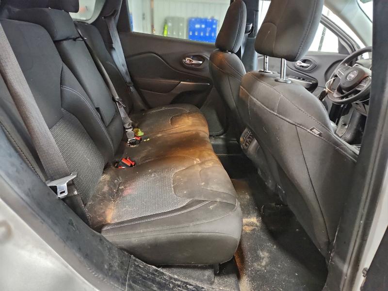 Фото 10 - JEEP GRAND CHER