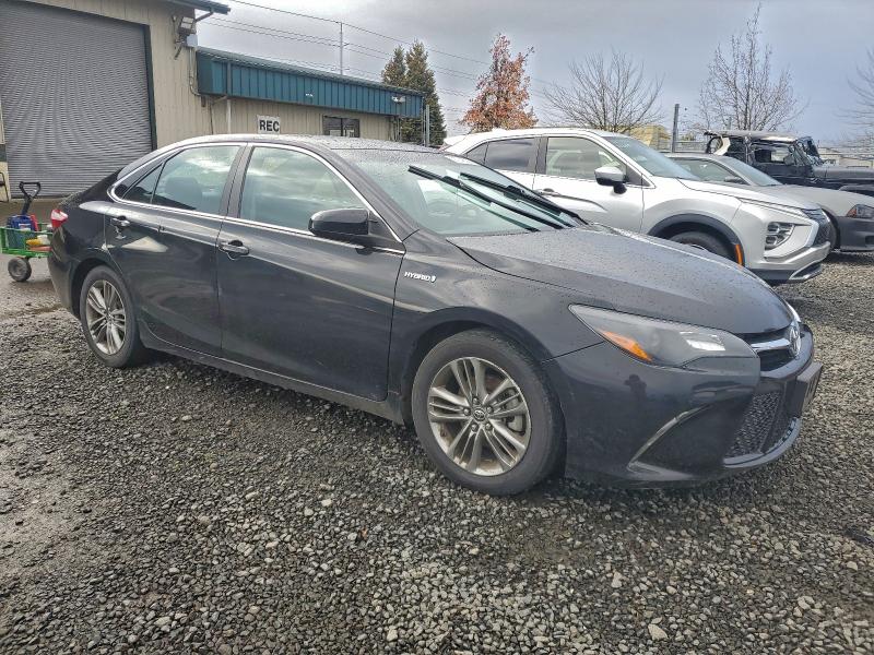 Фото 4 - TOYOTA CAMRY