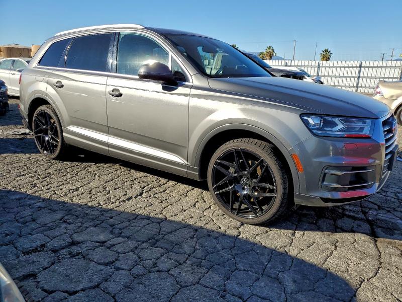 Фото 4 - AUDI Q7