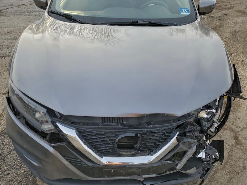 Фото 12 - NISSAN ROGUE