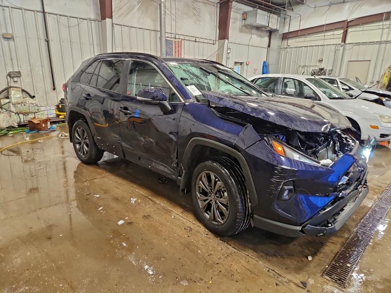 Фото 4 - TOYOTA RAV4