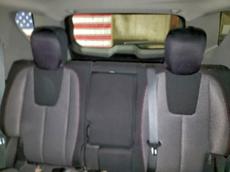 Фото 10 - CHEVROLET EQUINOX