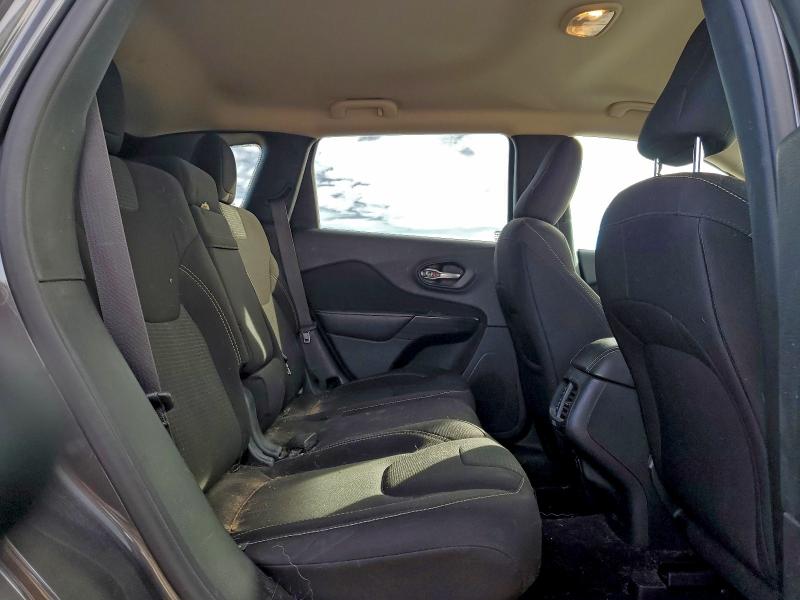 Фото 11 - JEEP GRAND CHER