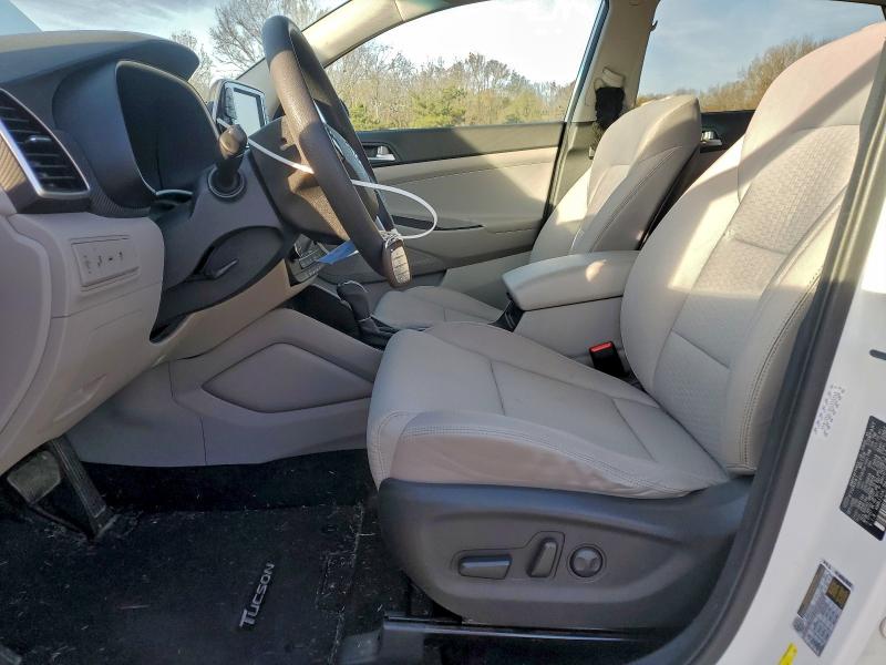 Фото 7 - HYUNDAI TUCSON