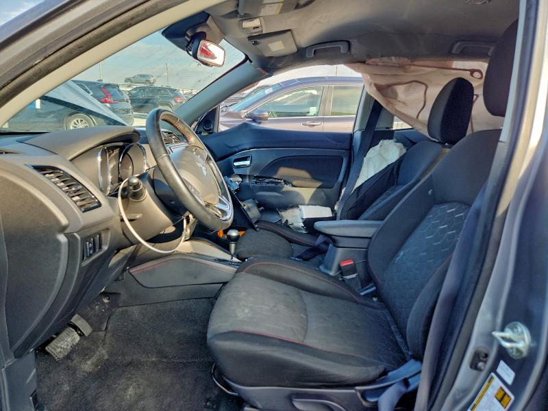 Фото 7 - MITSUBISHI OUTLANDER