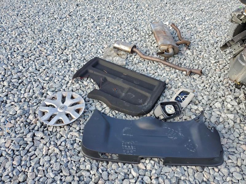 Фото 13 - NISSAN ROGUE