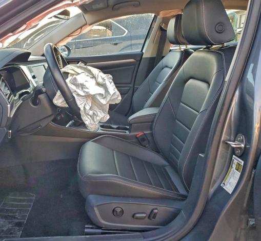 Фото 7 - VOLKSWAGEN JETTA