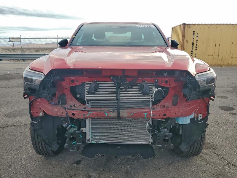 Фото 5 - TOYOTA TACOMA