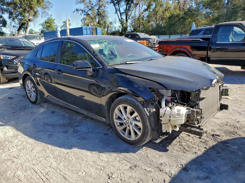 Фото 4 - TOYOTA CAMRY