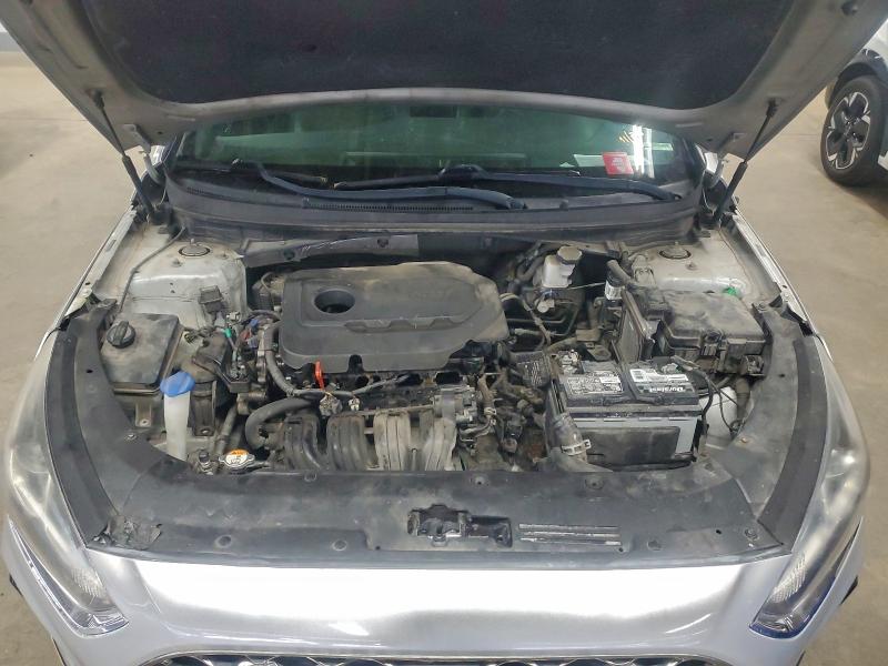 Фото 11 - HYUNDAI SONATA