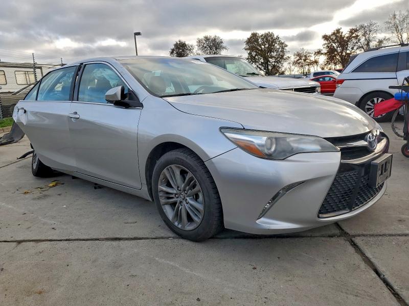 Фото 4 - TOYOTA CAMRY