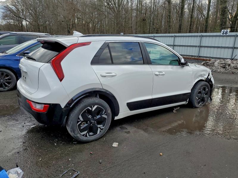 Фото 3 - KIA NIRO WIND