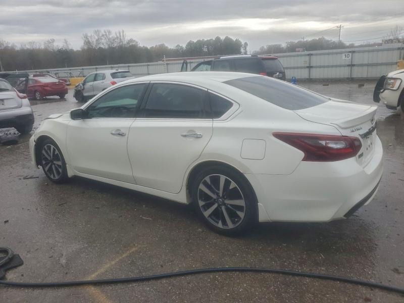 Фото 2 - NISSAN ALTIMA