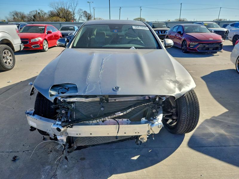 Фото 5 - MERCEDES-BENZ E-CLASS