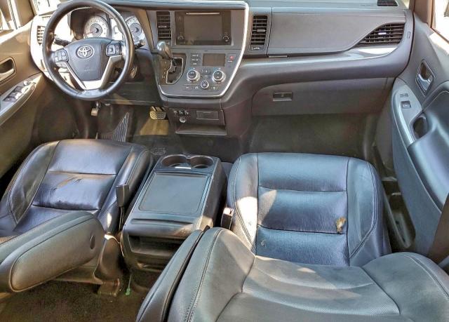 Фото 8 - TOYOTA SIENNA