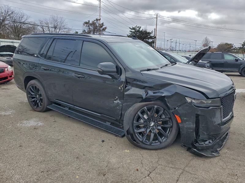 Фото 4 - CADILLAC ESCALADE