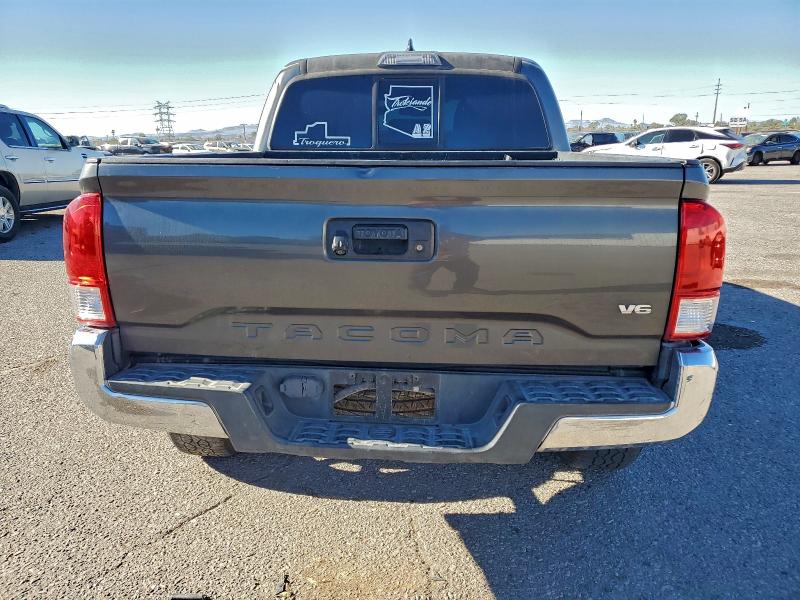 Фото 6 - TOYOTA TACOMA