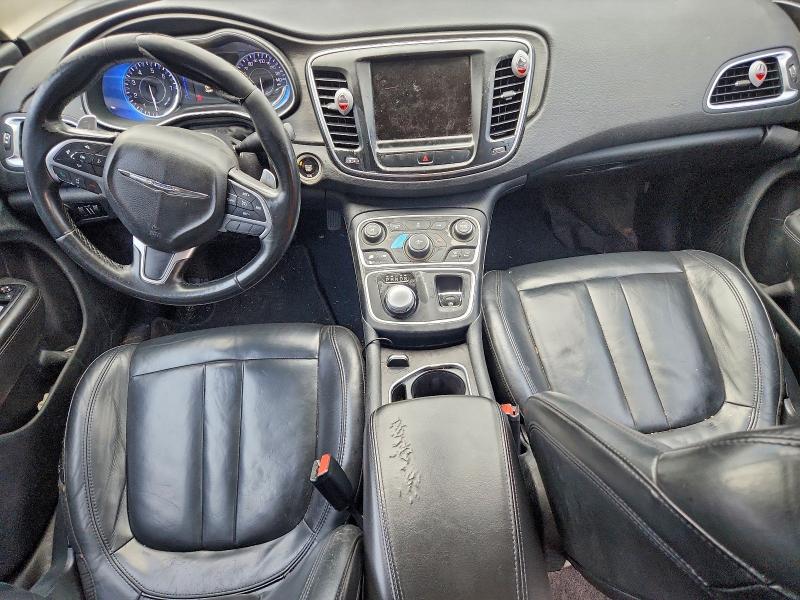 Фото 8 - CHRYSLER 200