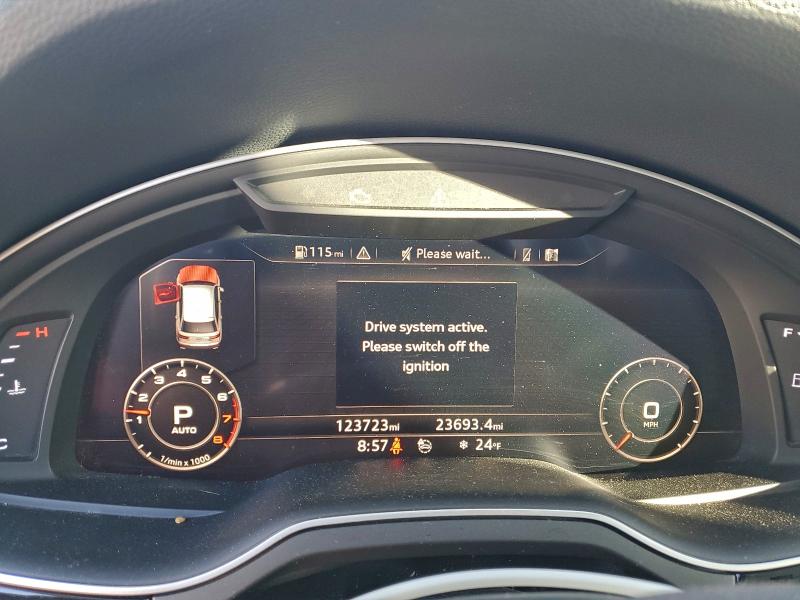 Фото 9 - AUDI Q7