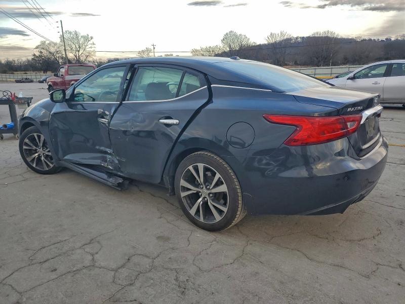 Фото 2 - NISSAN MAXIMA