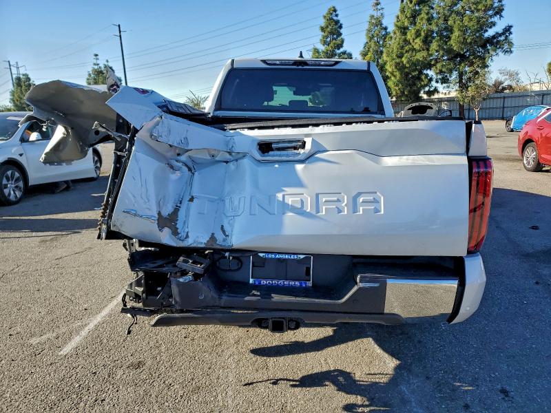 Фото 6 - TOYOTA TUNDRA