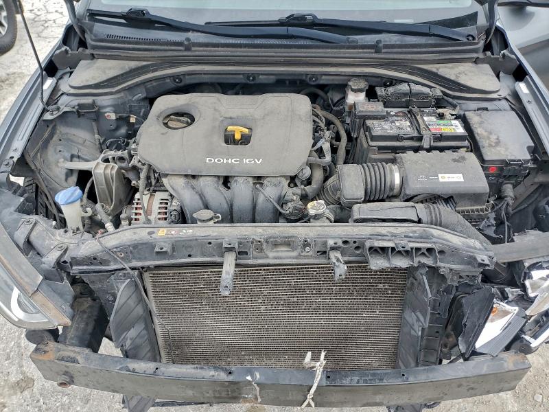 Фото 11 - HYUNDAI ELANTRA