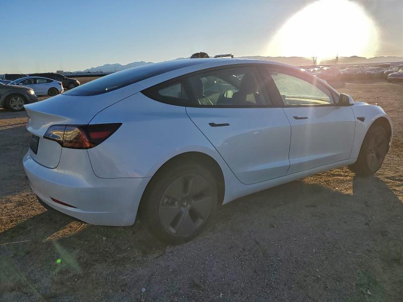 Фото 3 - TESLA MODEL 3