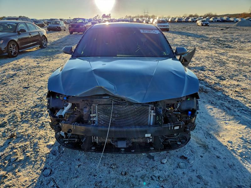 Фото 5 - HYUNDAI ELANTRA