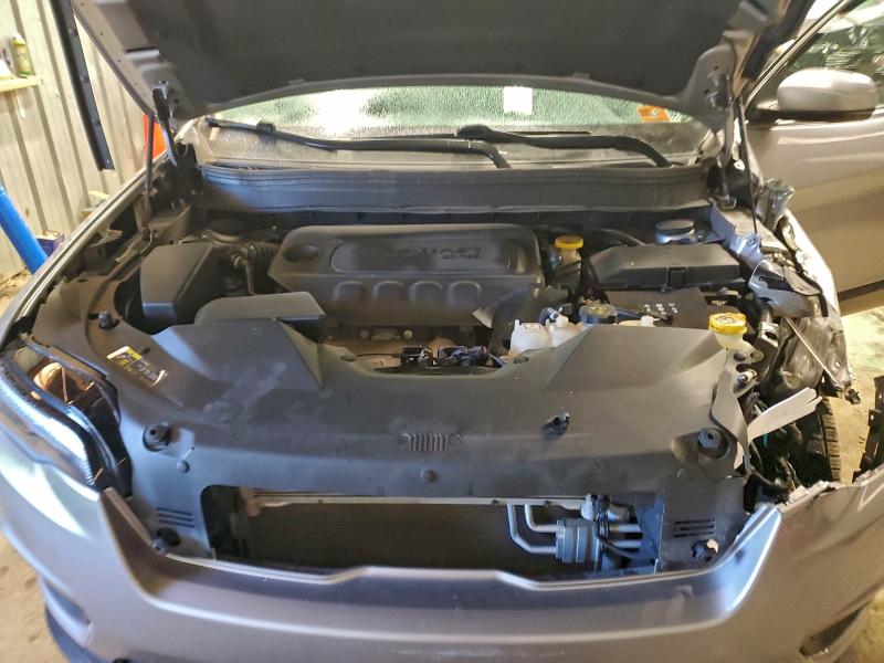 Фото 12 - JEEP GRAND CHER