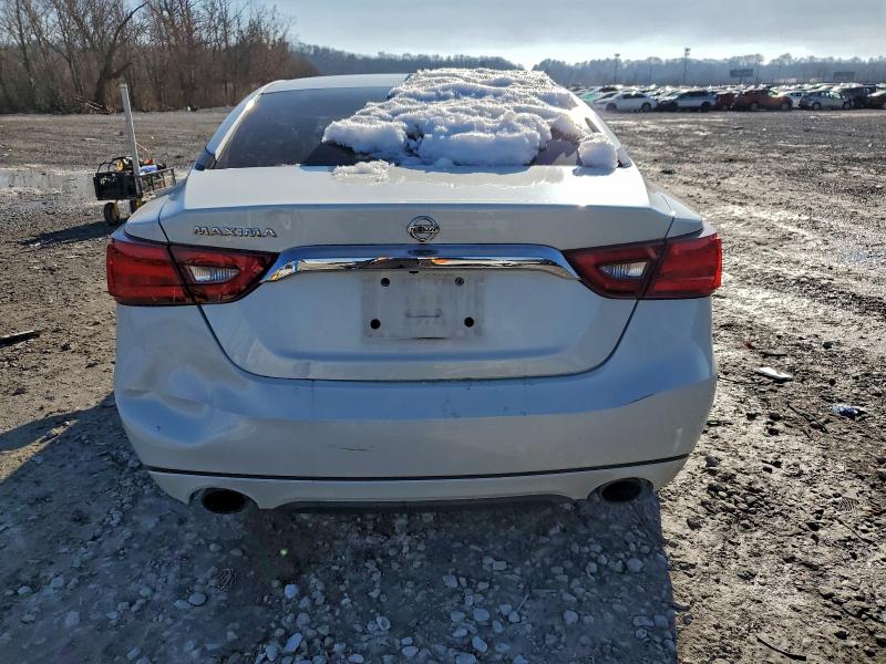 Фото 6 - NISSAN MAXIMA