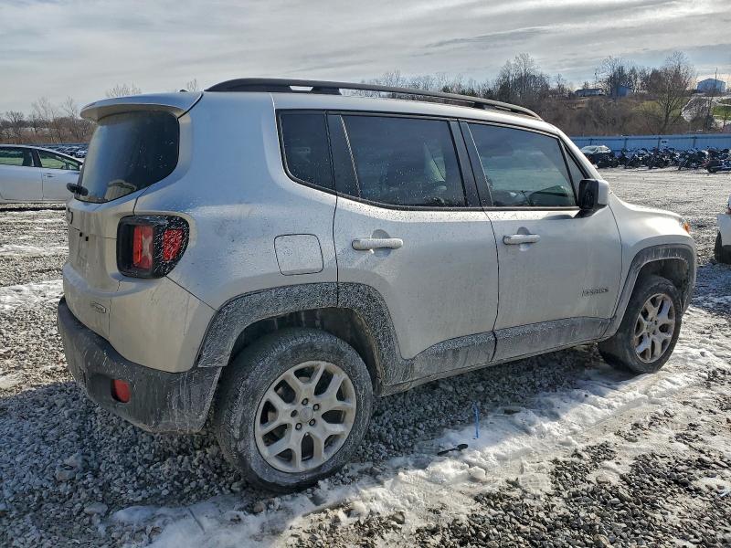 Фото 3 - JEEP RENEGADE
