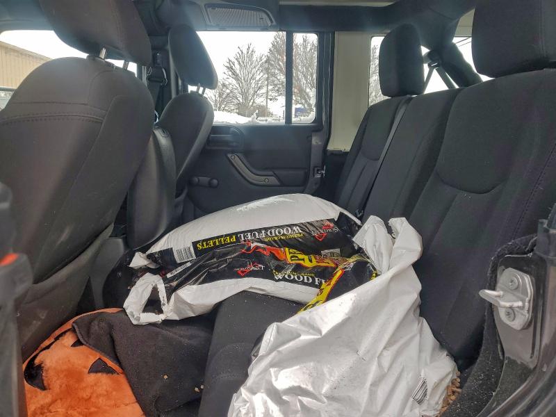 Фото 11 - JEEP WRANGLER