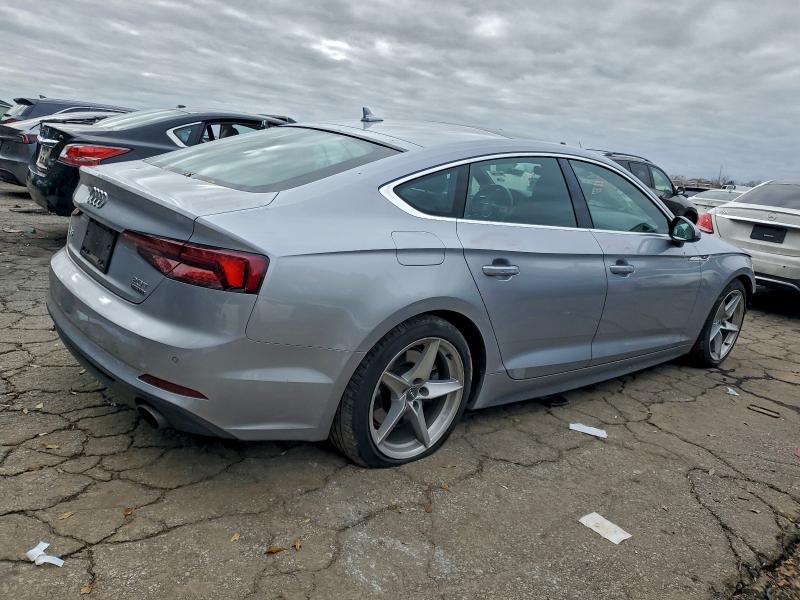 Фото 3 - AUDI A5