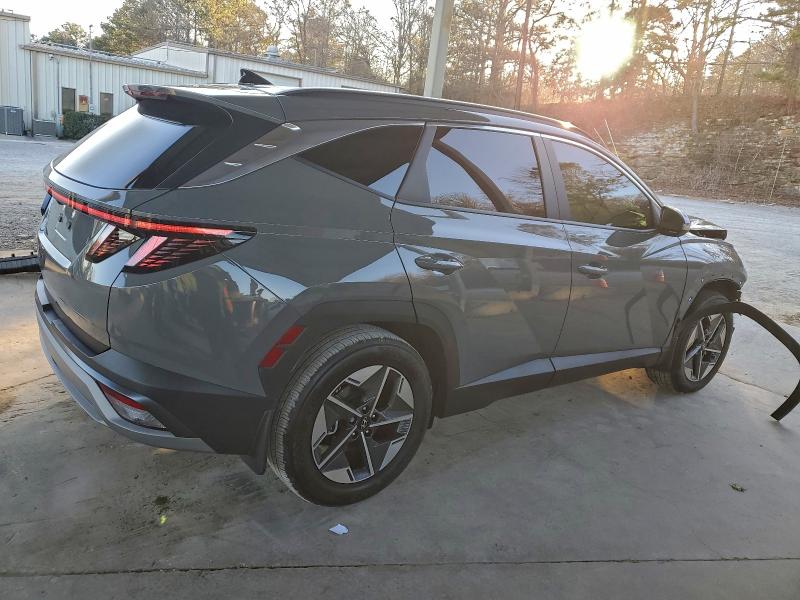 Фото 3 - HYUNDAI TUCSON